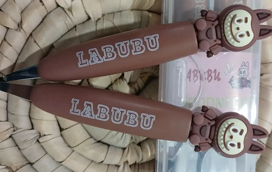 قاشق چنگال لبوبو|اسباب و اثاث بچه|دورود, |دیوار