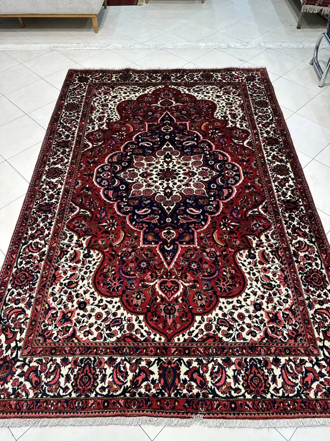 فرش دستبافت 6متری بختیاری رنگ گیاهی|فرش|کرج, فاز ۴ مهرشهر|دیوار