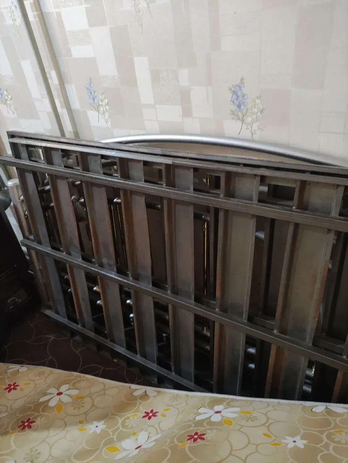 تختخواب دونفره فلزی|تشک تختخواب|دوگنبدان, |دیوار