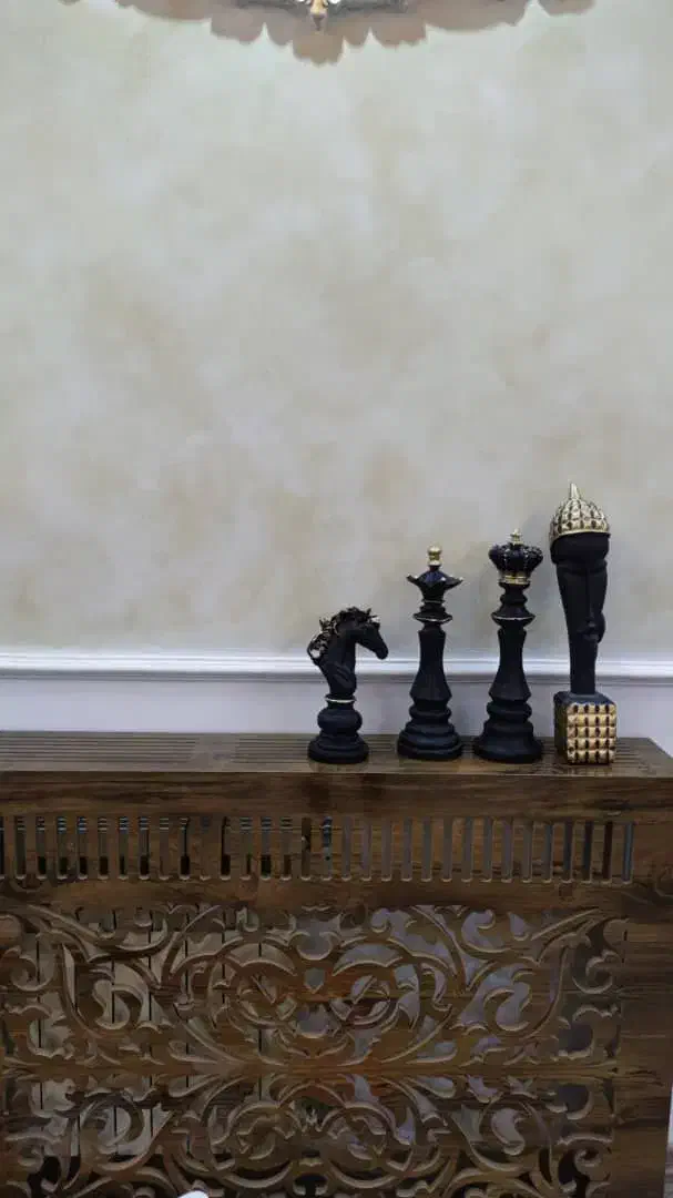 تعدادی لوازم دکوری|چراغ خواب و آباژور|اردبیل, |دیوار