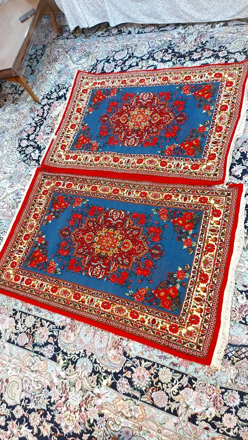 فرش دستباف پشمی نقشه ترنج|فرش|لنجان, |دیوار