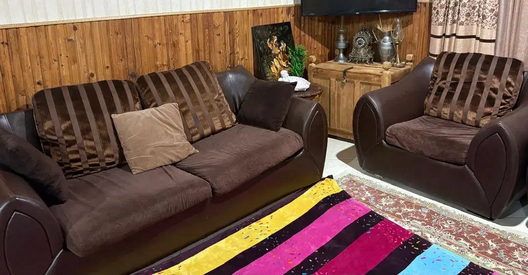 مبل چرم|مبلمان خانگی و میز عسلی|صومعه‌سرا, |دیوار