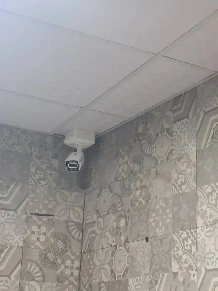 دوربین مداربسته پروژکتوردار اقساط بدون پیش پرداخت|دوربین مداربسته|اصفهان, خواجو|دیوار