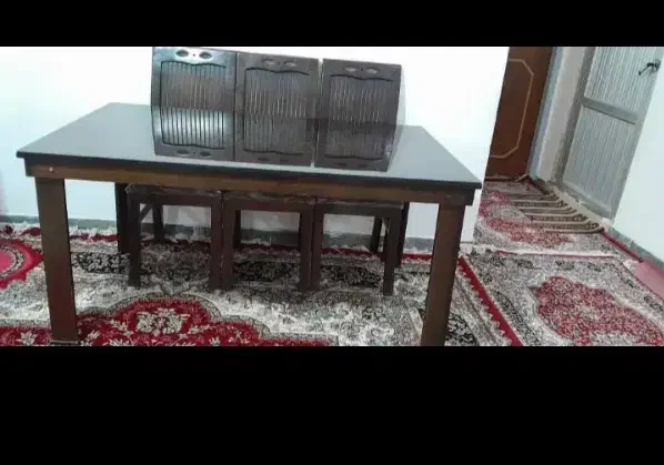 میز با ۳ صندلی فقط موجوده|فروشگاه و مغازه|اردکان, |دیوار