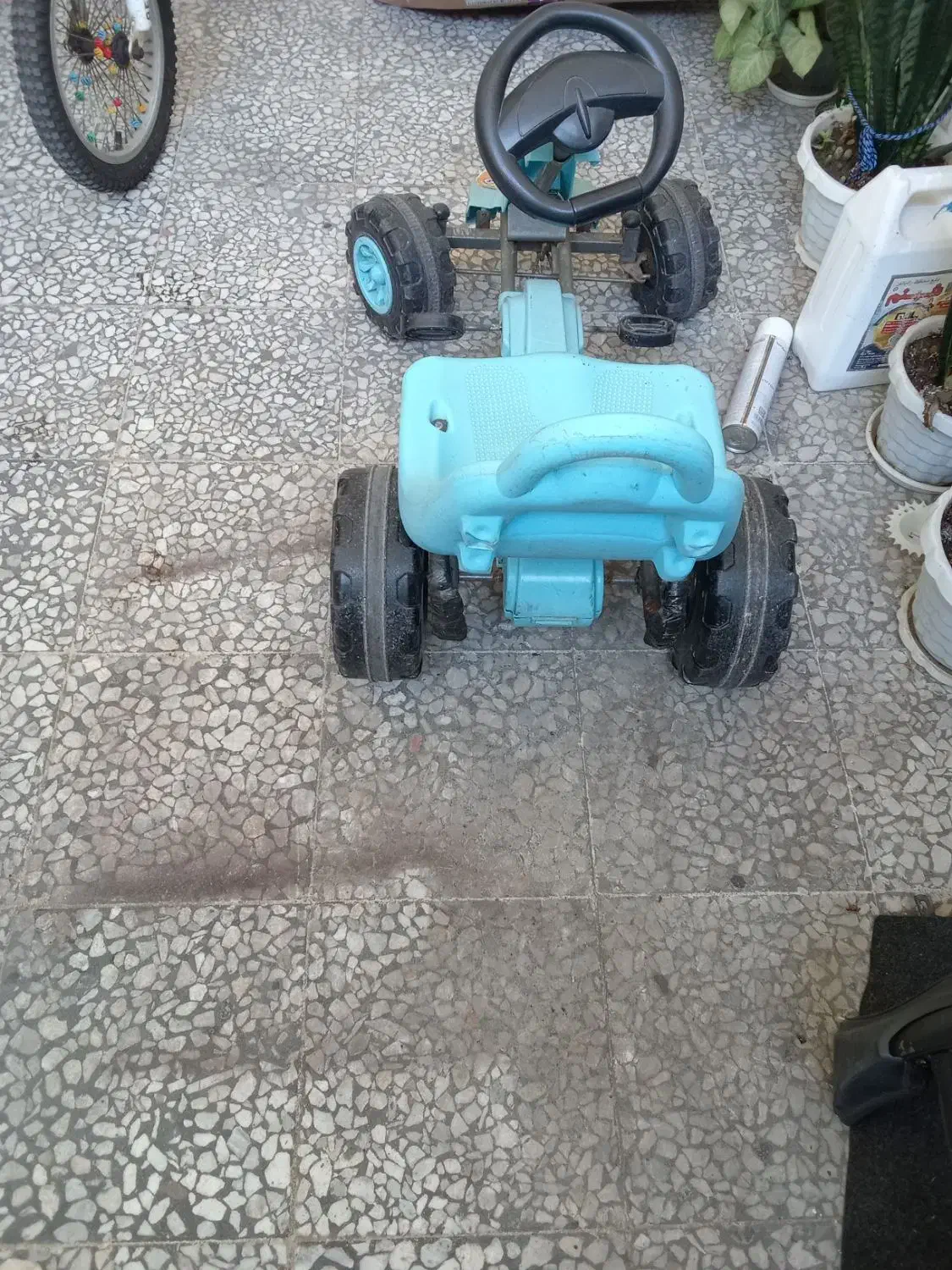 چهار چرخ  زیبا|اسباب‌بازی بچه|لنگرود, |دیوار