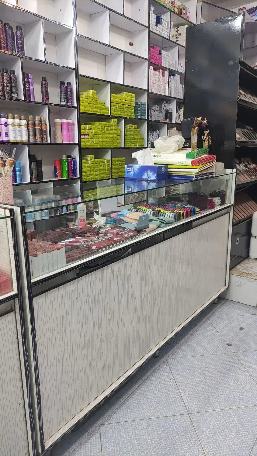 مانکن|فروشگاه و مغازه|دوگنبدان, |دیوار