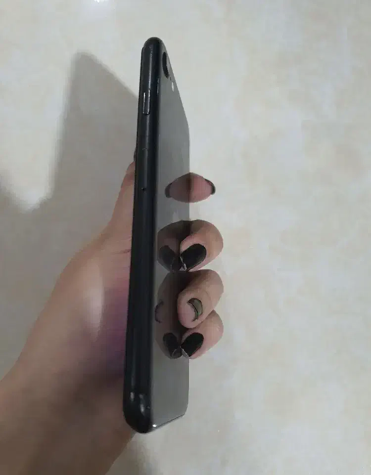 آیفون se2020|موبایل|پرند, فاز ۶|دیوار