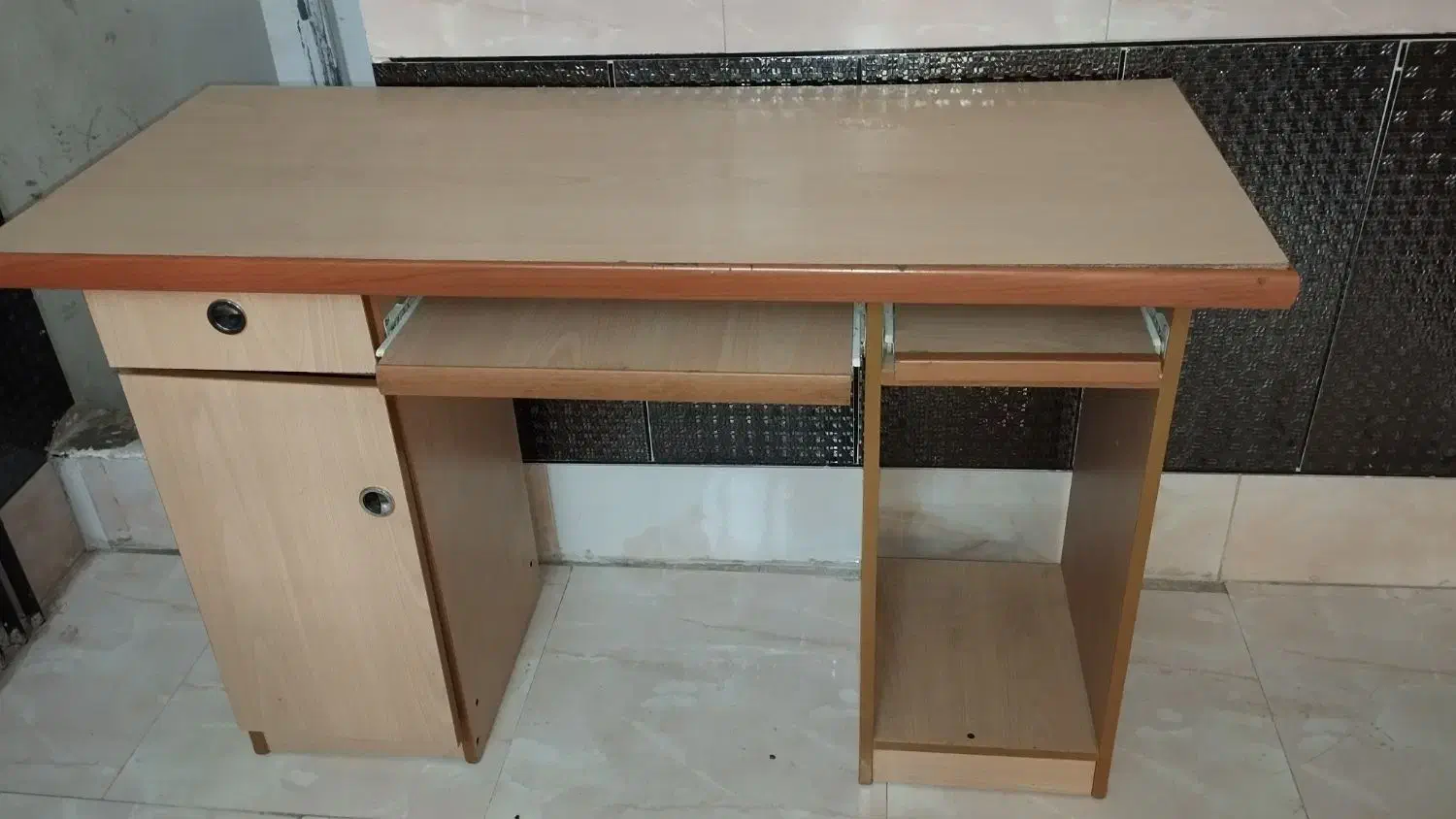 میز کامپیوتر|میز تحریر و کامپیوتر|اسدآباد, |دیوار