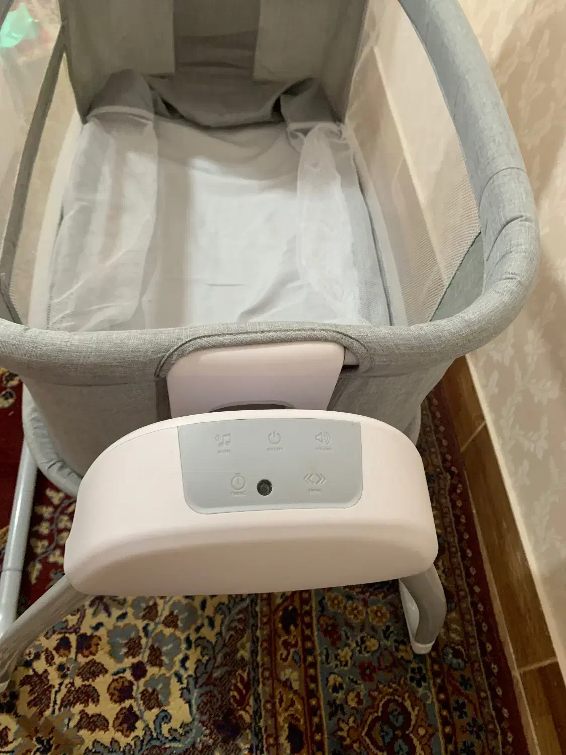 تخت کنار مادر برقی (ماستلا) کاملا نو|تخت و سرویس خواب|خسروشاه, |دیوار