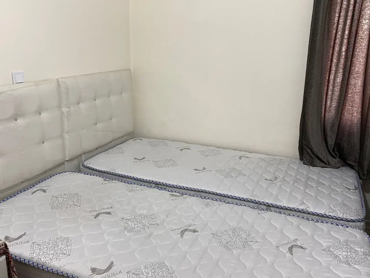 دو عدد تخت یک نفره|تخت و سرویس خواب|تهران, بهارستان|دیوار