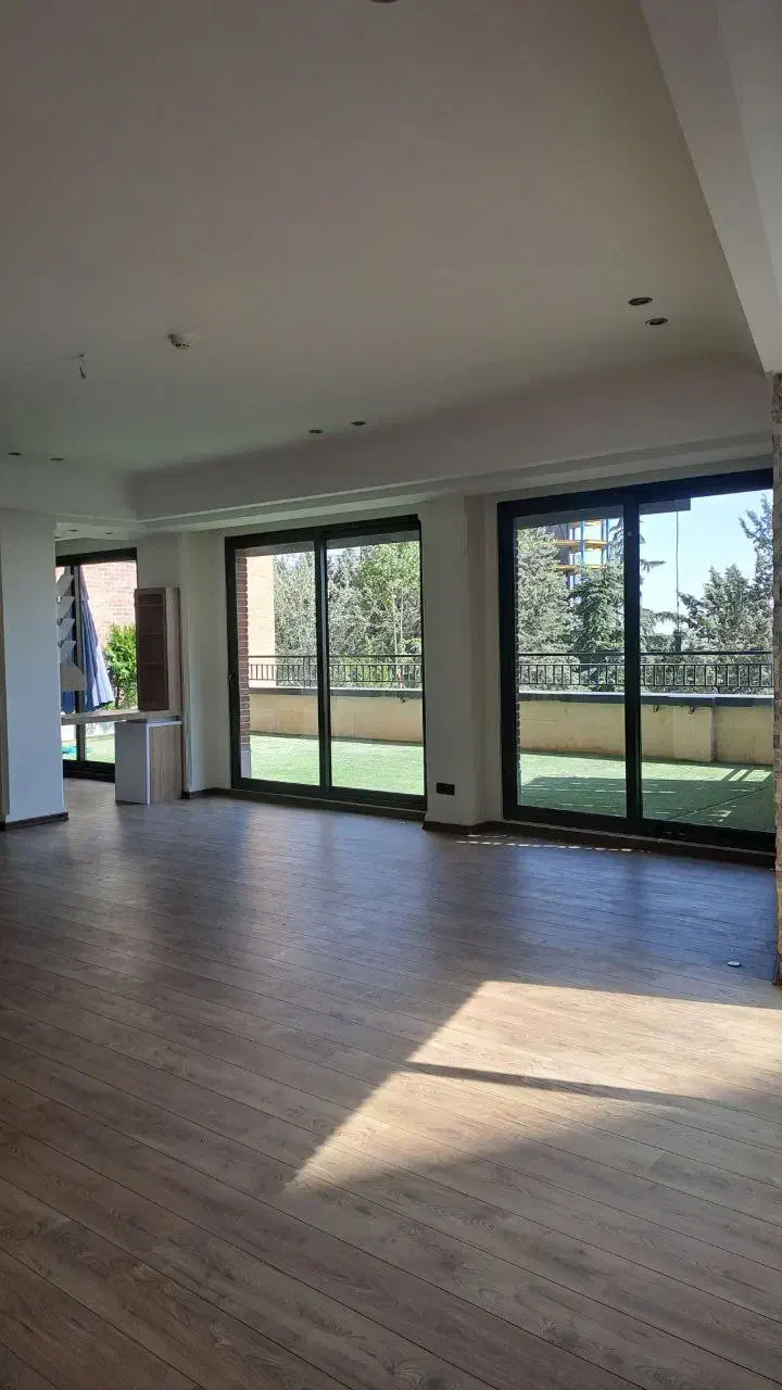 ۲۵۰ متر بوکان + ۴۰ متر تراس / حتی مجرد