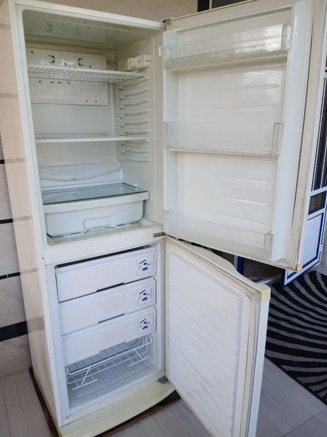 یخچال فریزر یخساران|یخچال و فریزر|طاهرگوراب, |دیوار