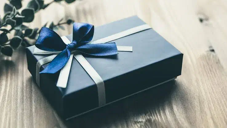 فروشنده فروشگاه کادویی|استخدام بازاریابی و فروش|بروجرد, |دیوار