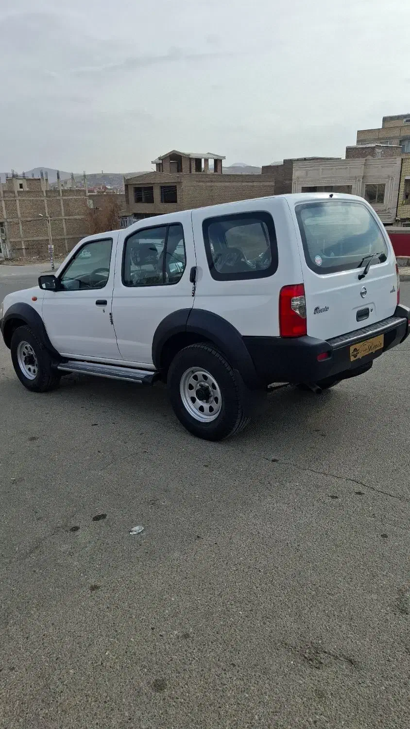 نیسان رونیز۸۸ خشک استثنایی|خودرو سواری و وانت|بوکان, |دیوار