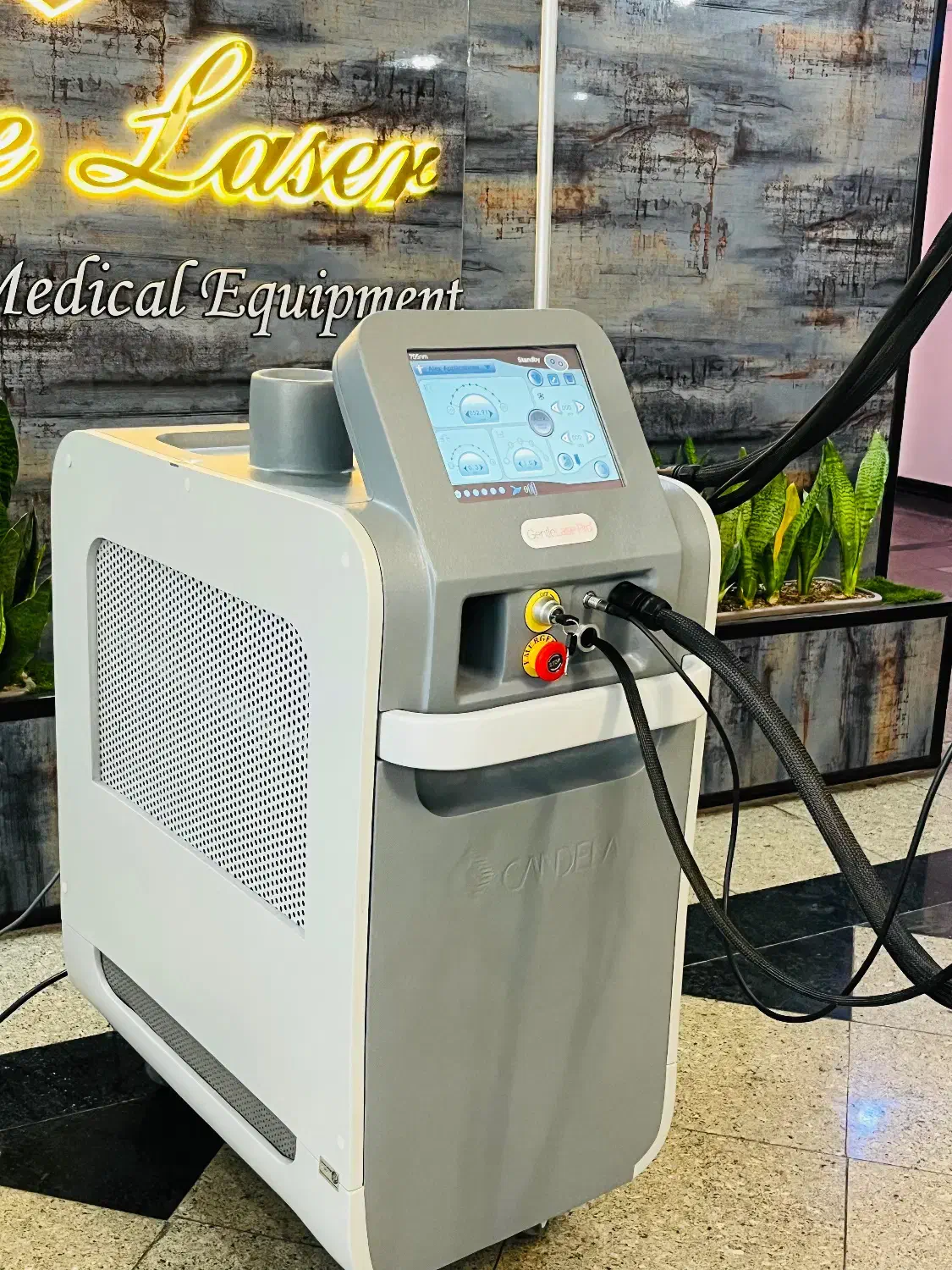 ورژن 2025 کندلا (شاتی)|آرایشی، بهداشتی، درمانی|تهران, شهرک پاسداران|دیوار