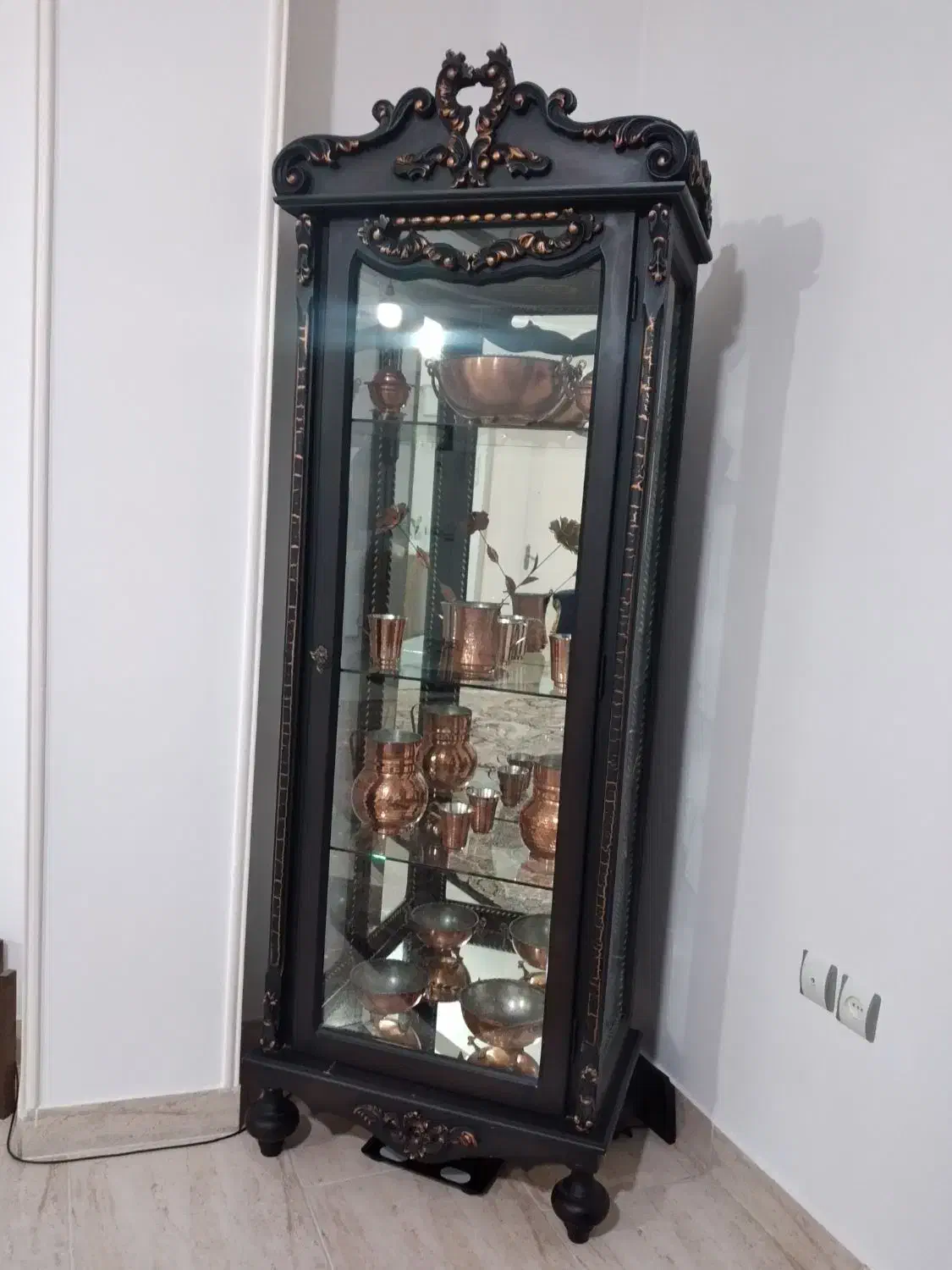 بوفه ویترین در حد نو|بوفه، ویترین، کنسول|گرگان, |دیوار