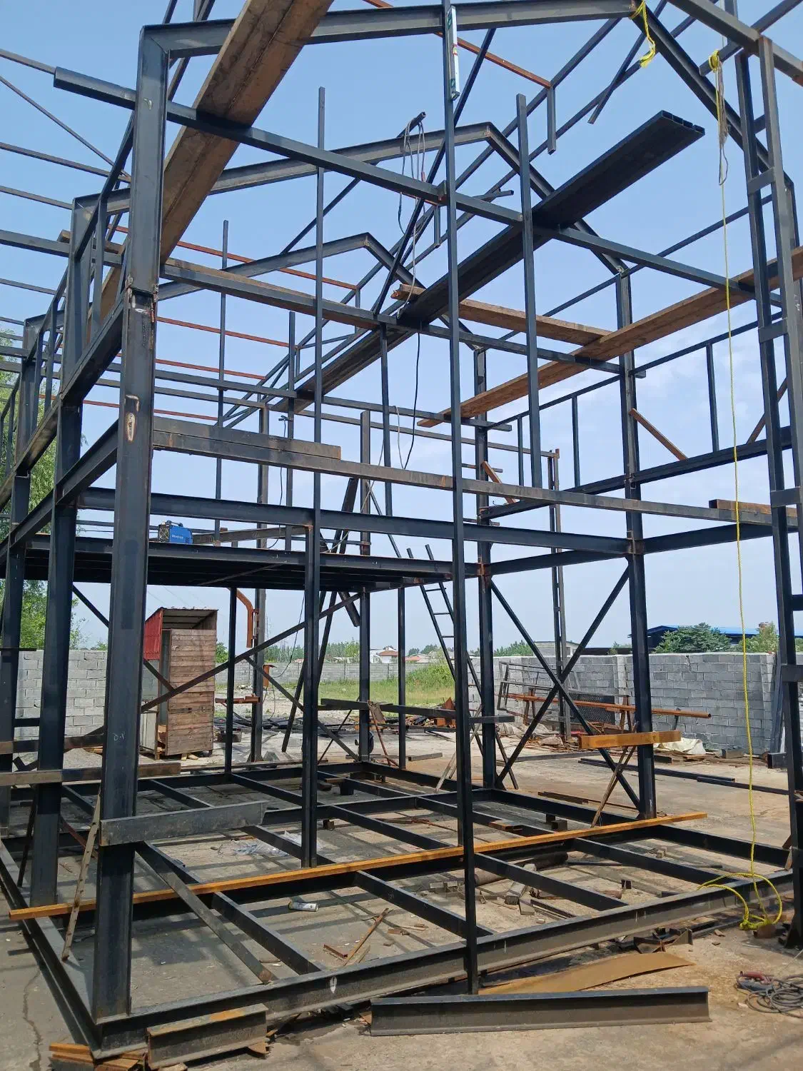 جوشکاری سازه فلز|خدمات پیشه و مهارت|ارومیه, |دیوار