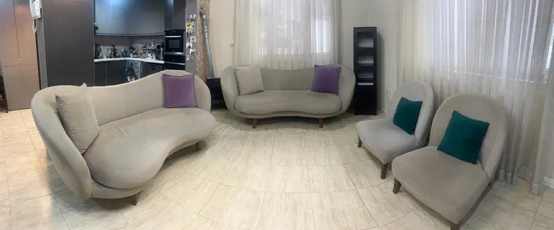 مبل ۸ نفره سالم و بسیار راحت|مبلمان خانگی و میز عسلی|بندر انزلی, ژاندارمری|دیوار