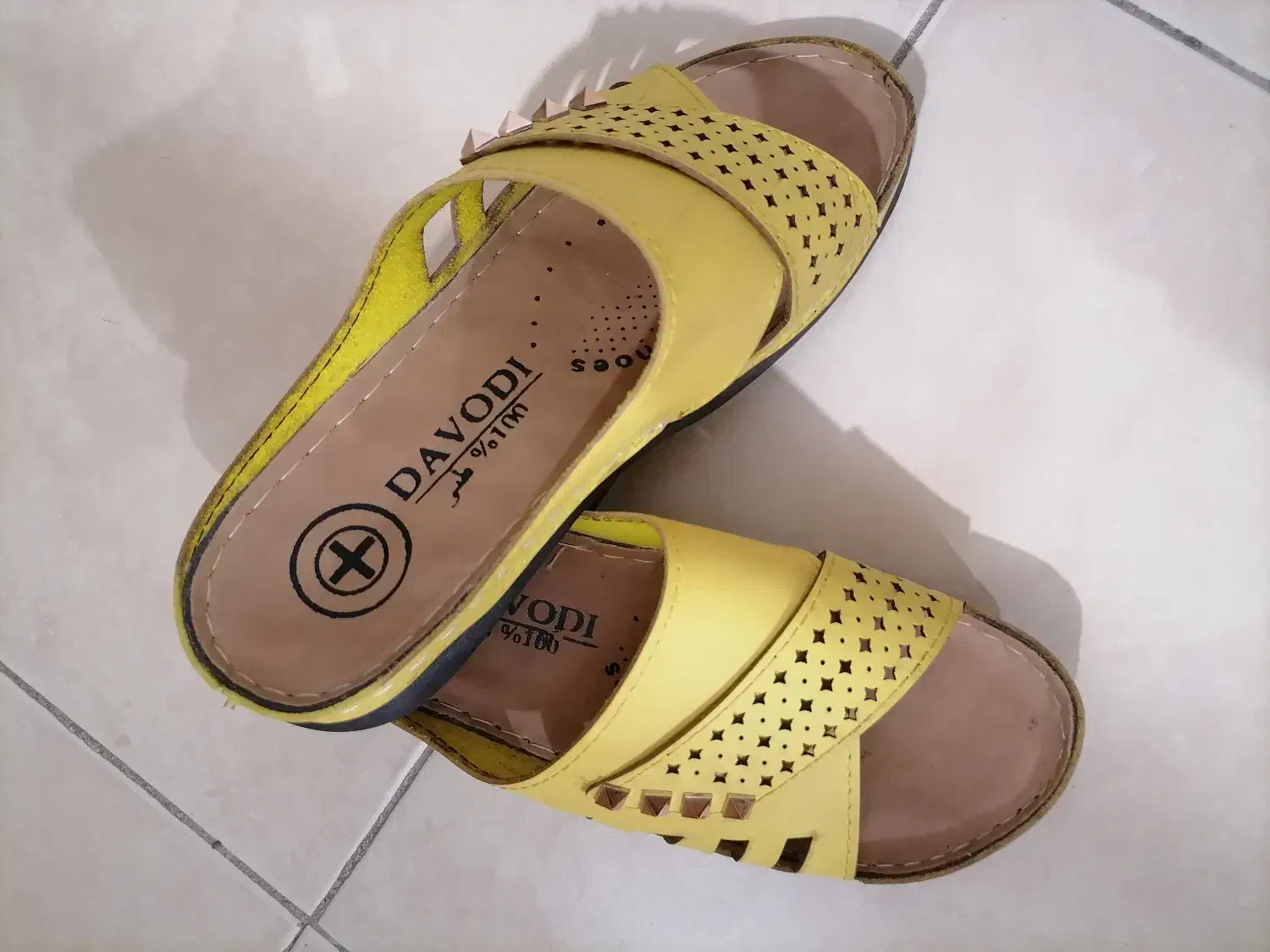 دمپایی مجلسی|کیف، کفش، کمربند|اصفهان, بهارستان|دیوار