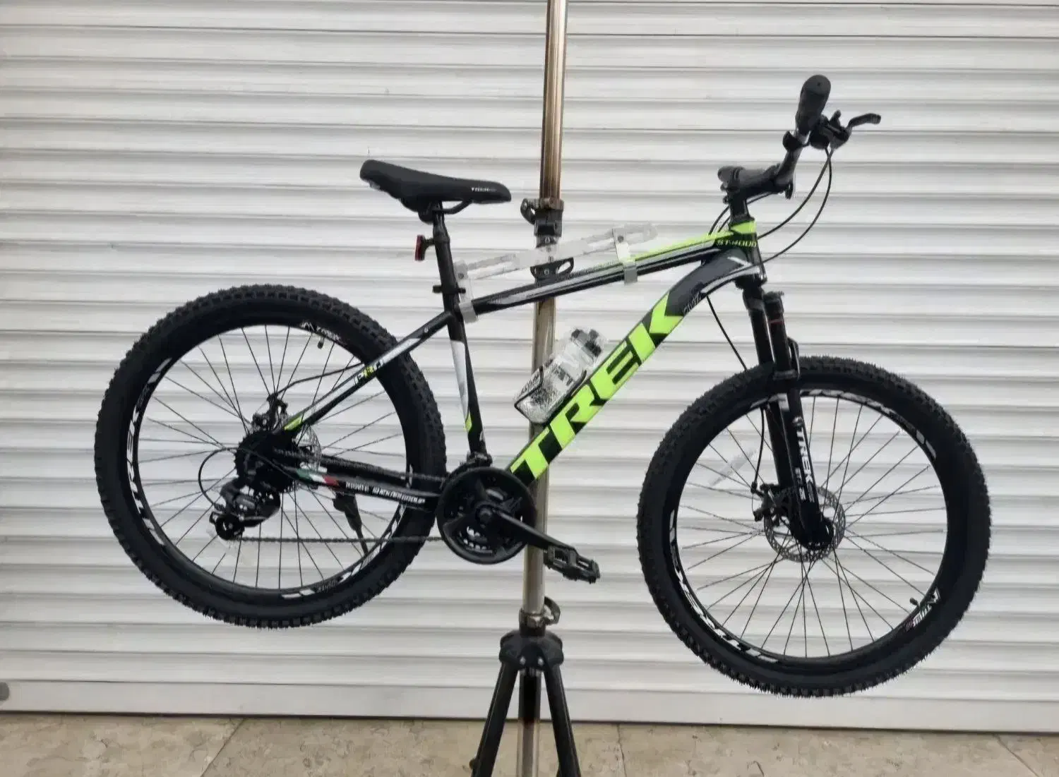 دوچرخه TREK26 ST400 کم+ربند میا+نی(مارالان سجادیه)|دوچرخه، اسکیت، اسکوتر|تبریز, |دیوار