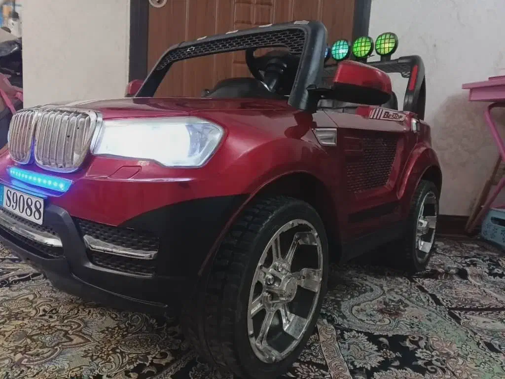 ماشین شارژی BMW  دو نفره باطری نو فول آپشن|اسباب‌بازی بچه|تهران, شهرک ولیعصر شمالی|دیوار