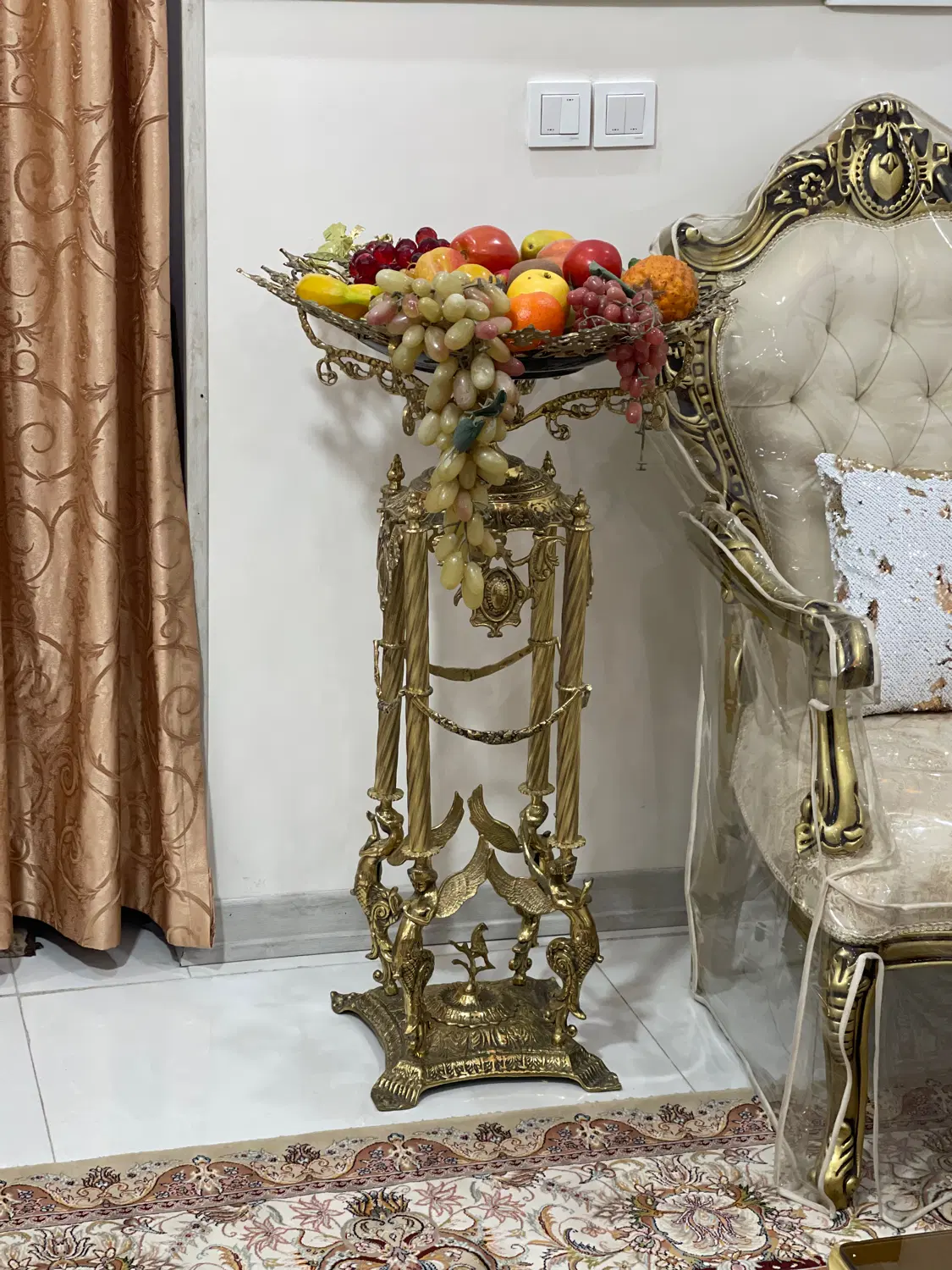 میوه خوری زمینی برنز و گلدان بزرگ برنز|صنایع دستی و سایر لوازم تزئینی|تهران, یافت آباد جنوبی|دیوار
