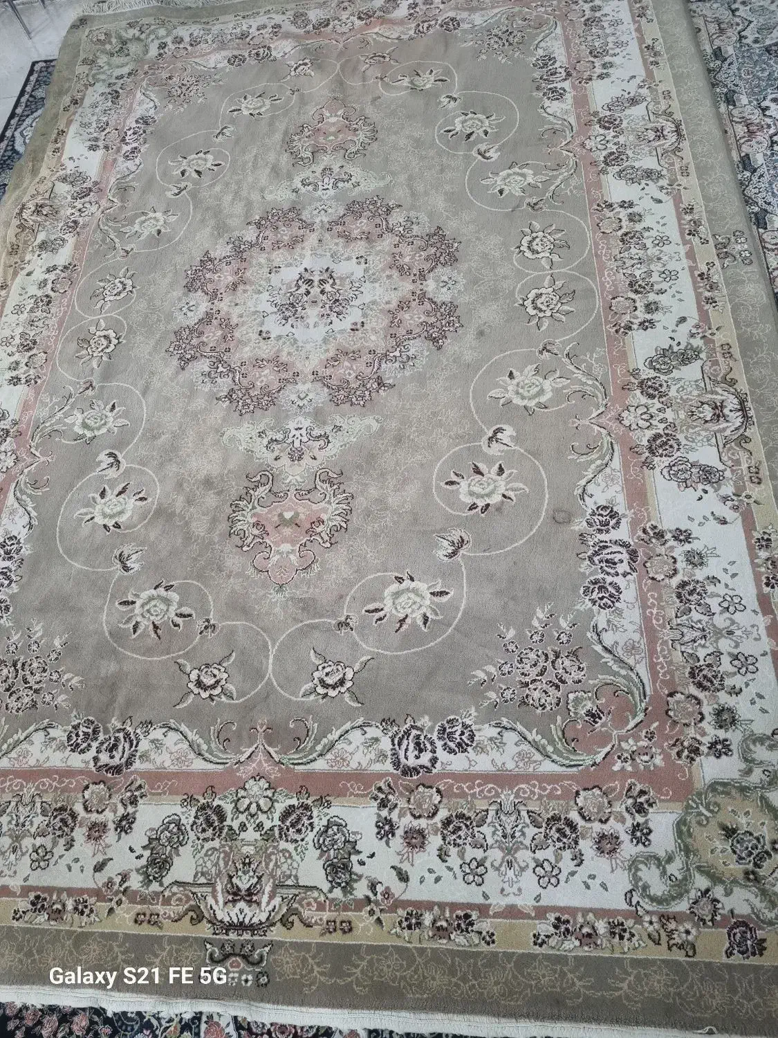 فرش گردویی۹و۶متری|فرش|گلستان (تهران), |دیوار