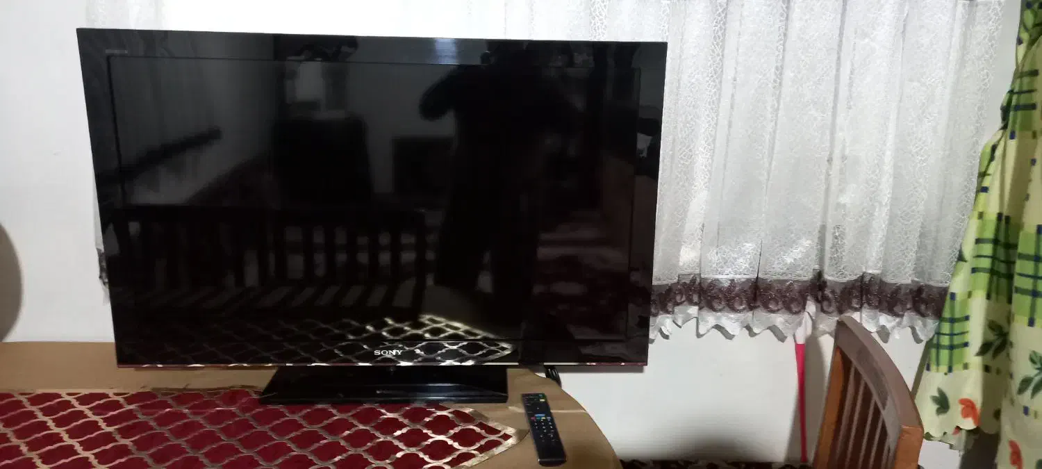 تلوزیون ال سی دی ۴۰انچ|تلویزیون و پروژکتور|لنگرود, |دیوار