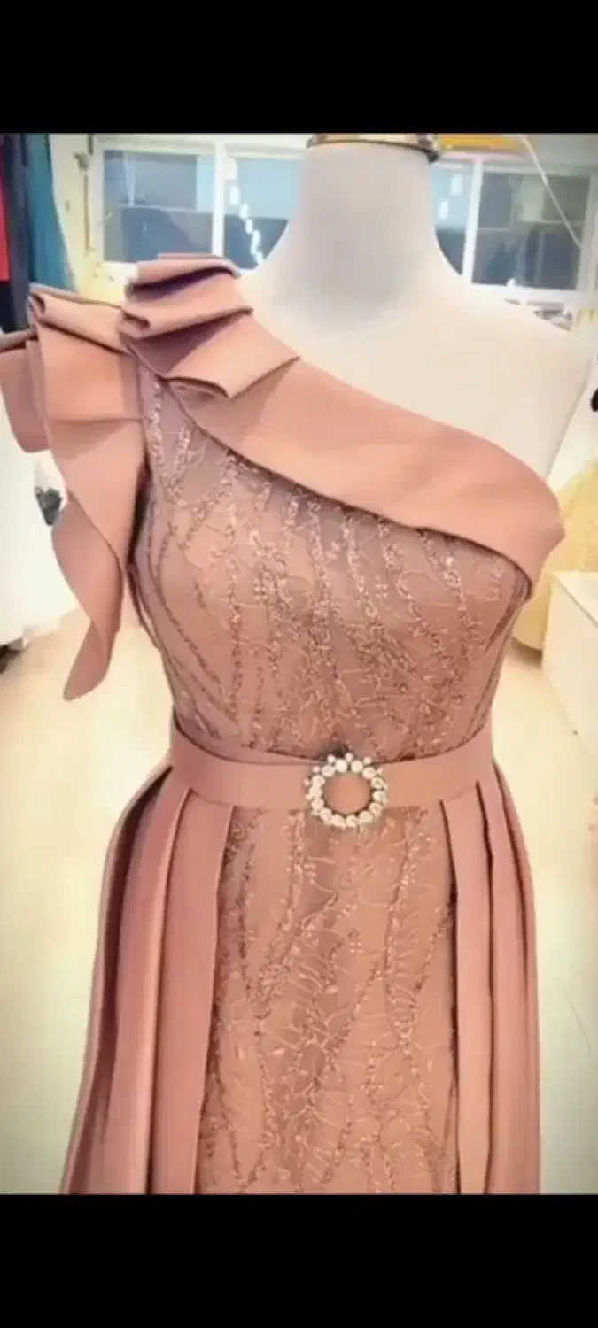 لباس مجلسی|لباس|آبادان, |دیوار