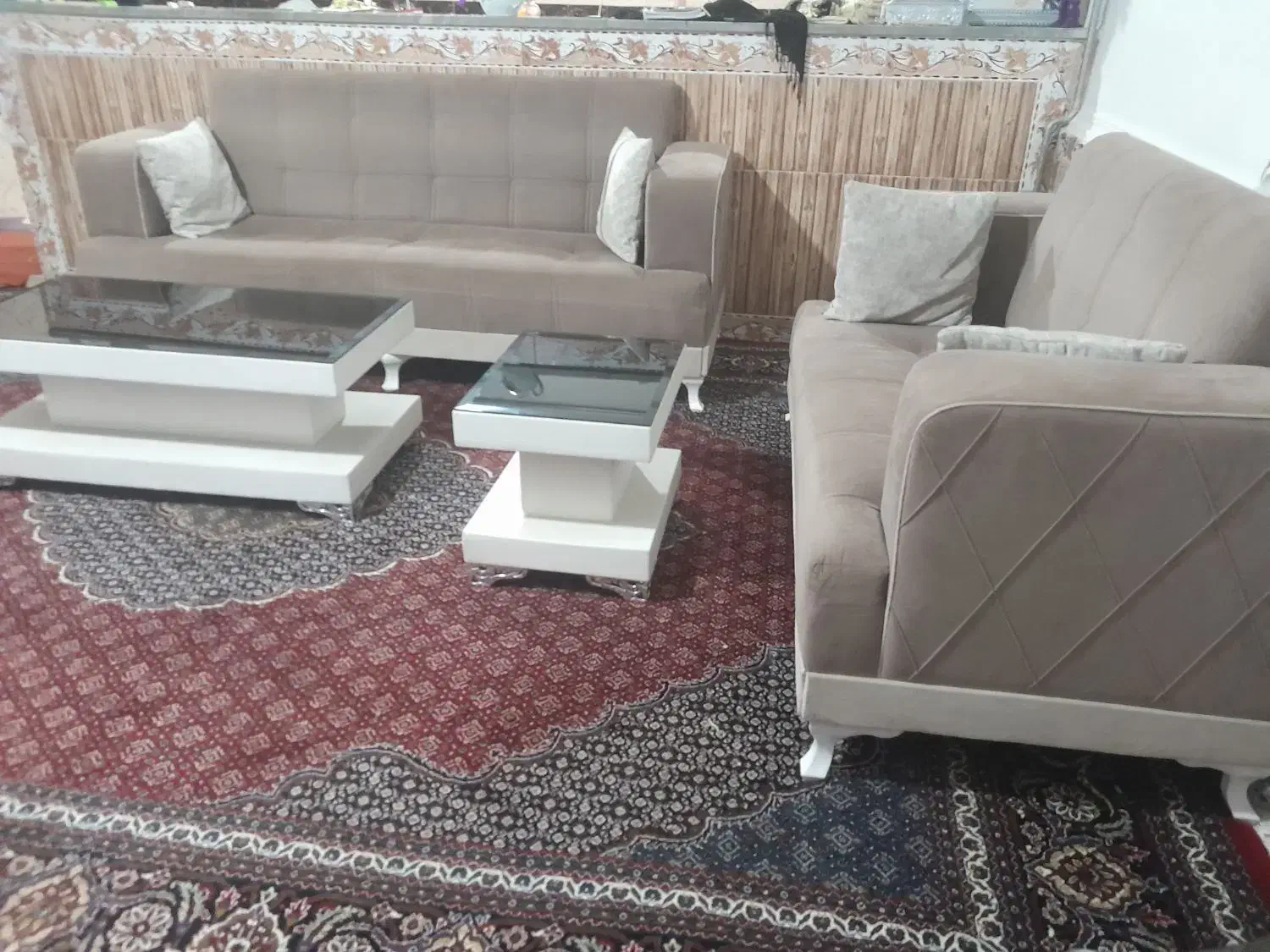 مبل هفت نفر تمیز|مبلمان خانگی و میز عسلی|شاهین دژ, |دیوار