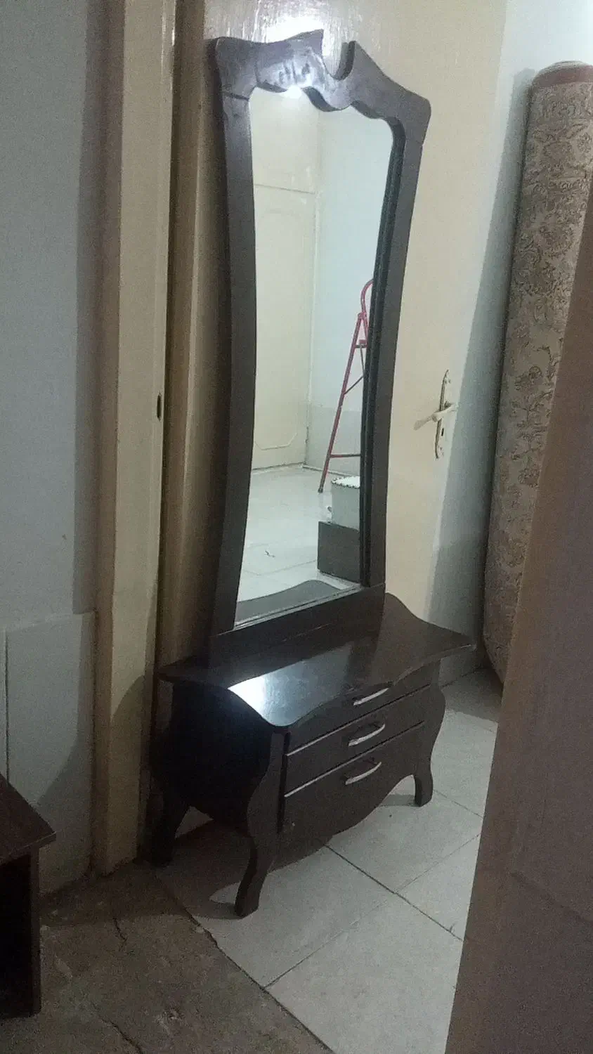 کمد،وآینه وکنسول بدون شمعدان|جاکفشی، کمد، دراور|فردیس, ثابتی|دیوار