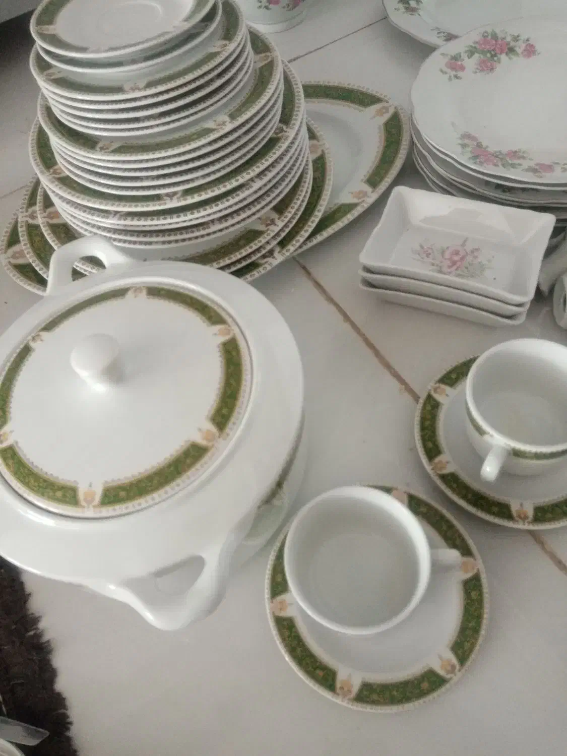 جامیوه بشقاب وسوپ خوری|ظروف سرو و پذیرایی|فولادشهر, C3|دیوار