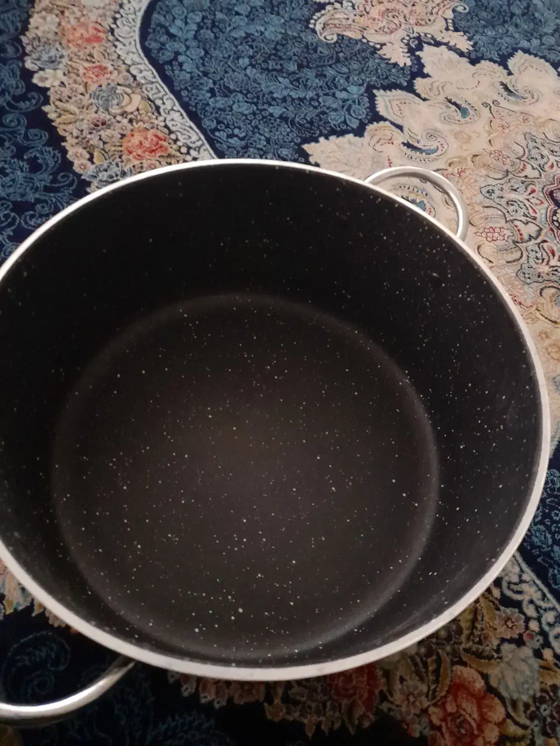 کمد پوفه بزرگ سالم سالم و ظرف نچسب ۳۲سانتی|بوفه، ویترین، کنسول|تهران, افسریه جنوبی|دیوار