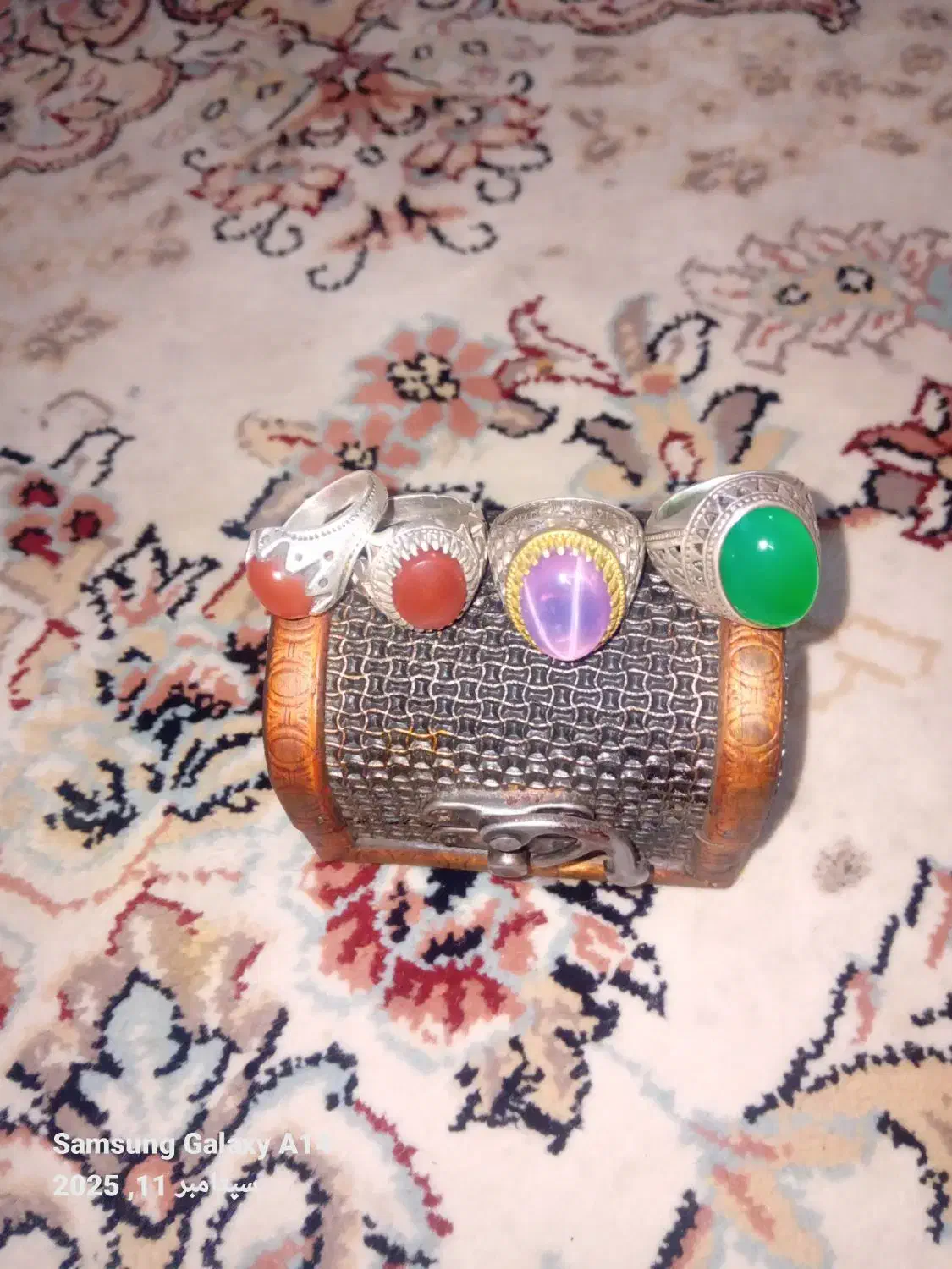 انگشتر نقره کار دست|جواهرات|قرچک, پارس سرام|دیوار