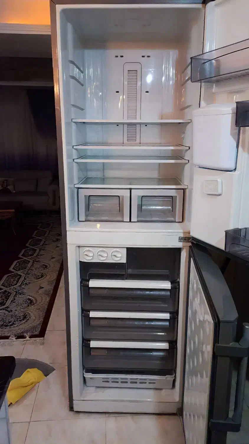 یخچال|یخچال و فریزر|تنکابن, |دیوار