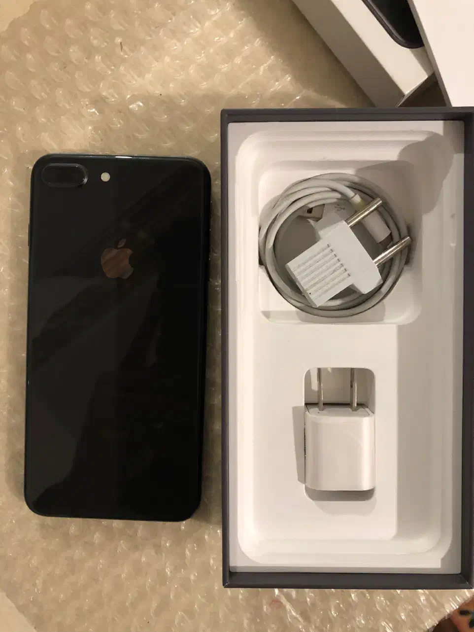 ایفون ۸ پلاس ۶۴ گیگ|موبایل|نوشهر, |دیوار