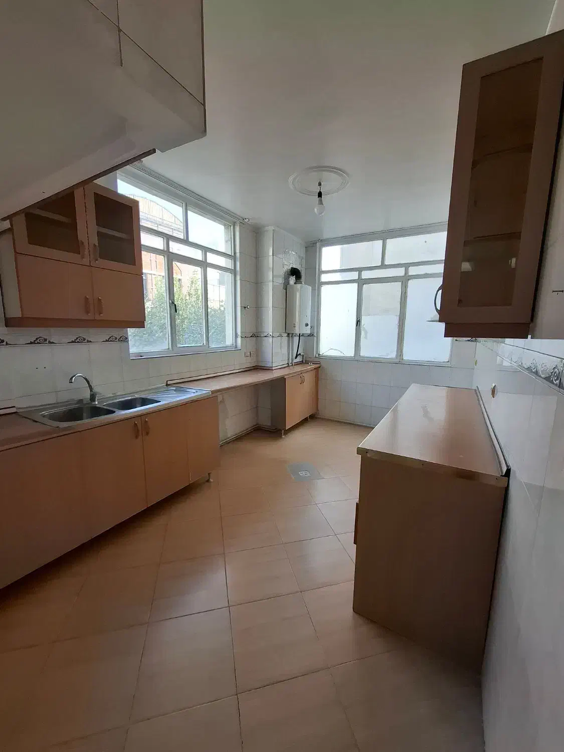 اجاره ۱۲۰ متر دو خواب ویلایی پیروزی مقداد