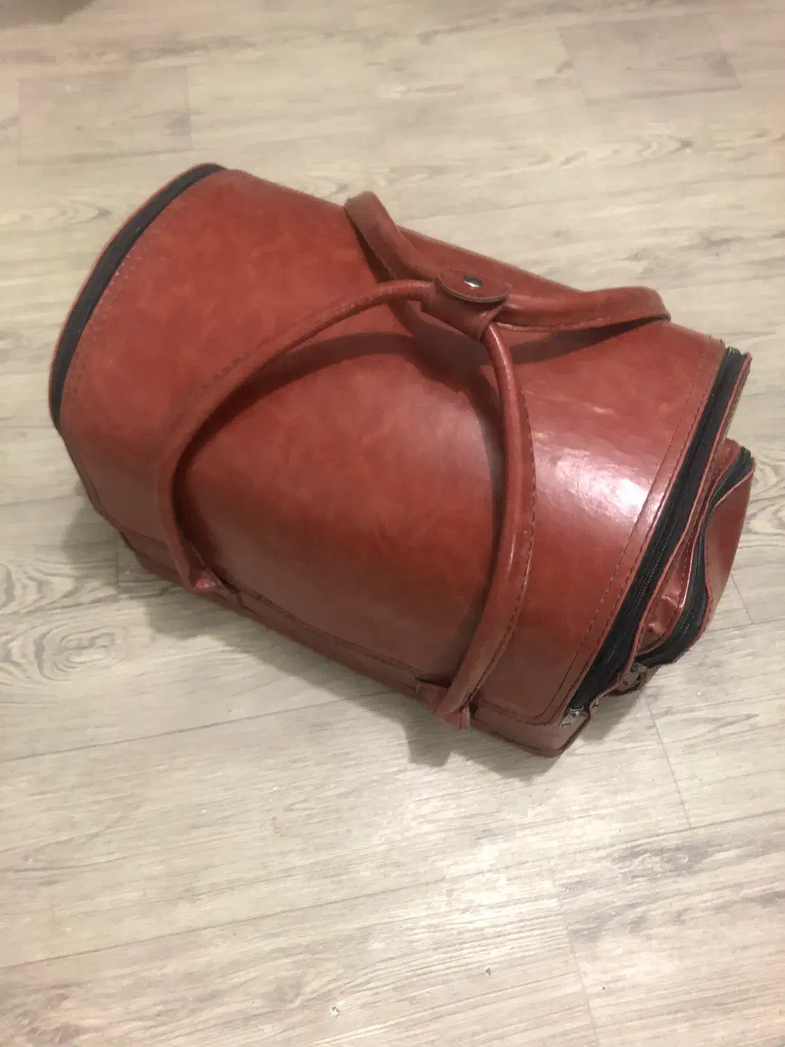 لواز کار ناخن|آرایشگاه و سالنهای زیبایی|رشت, دیلمان|دیوار