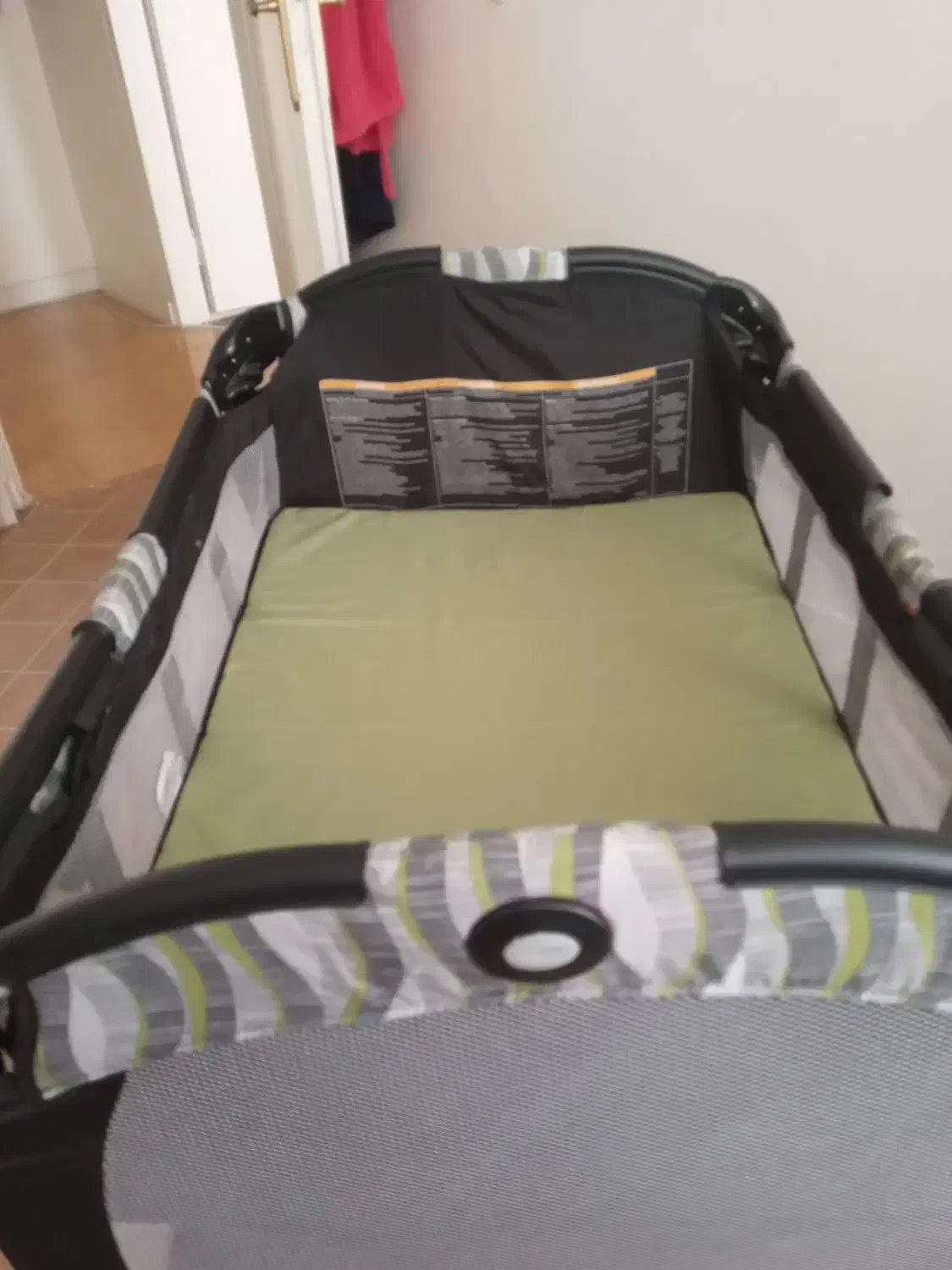 تخت پارک وکریردرحدنو،مارک|اسباب و اثاث بچه|تهران, جنت‌آباد شمالی|دیوار