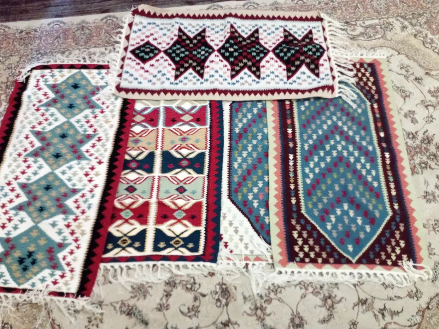 گلیم|گلیم، جاجیم، گبه|کرج, کلاک نو|دیوار