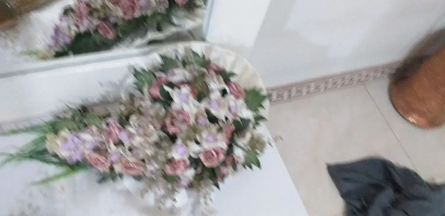 باسلام چند عدد گل مصنوعی شیک|گل مصنوعی|محمدشهر, همایون ویلا|دیوار