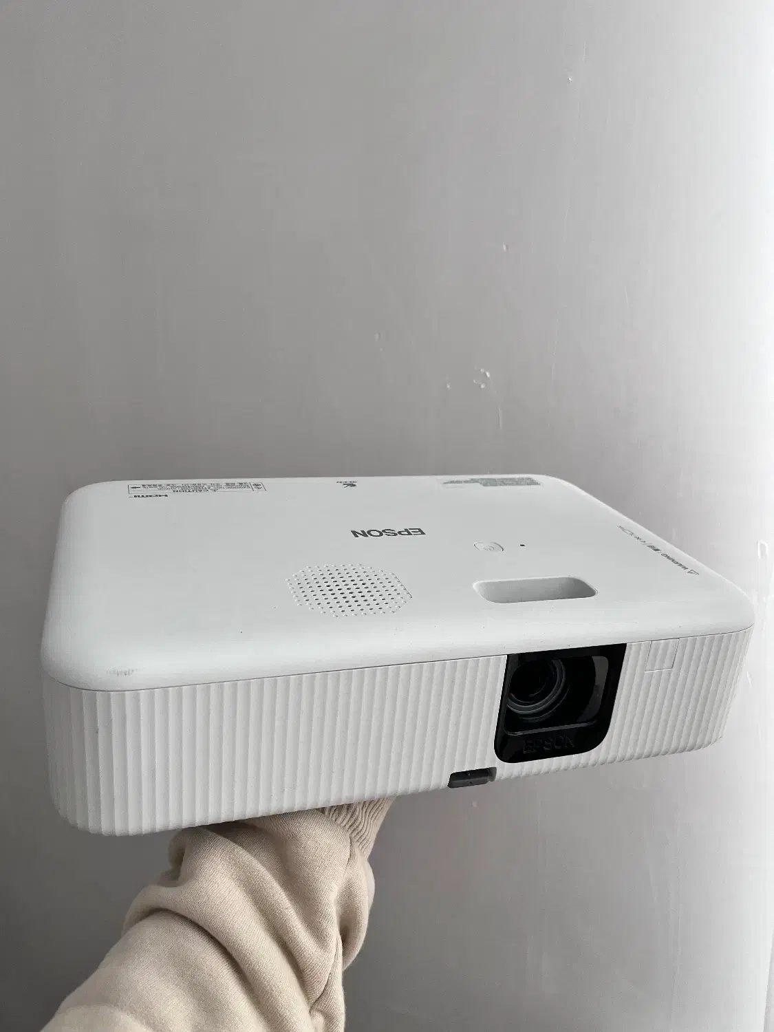 دیتا پروژکتور اپسون + پرده2 متر و ۳ پایه|تلویزیون و پروژکتور|بیرجند, |دیوار