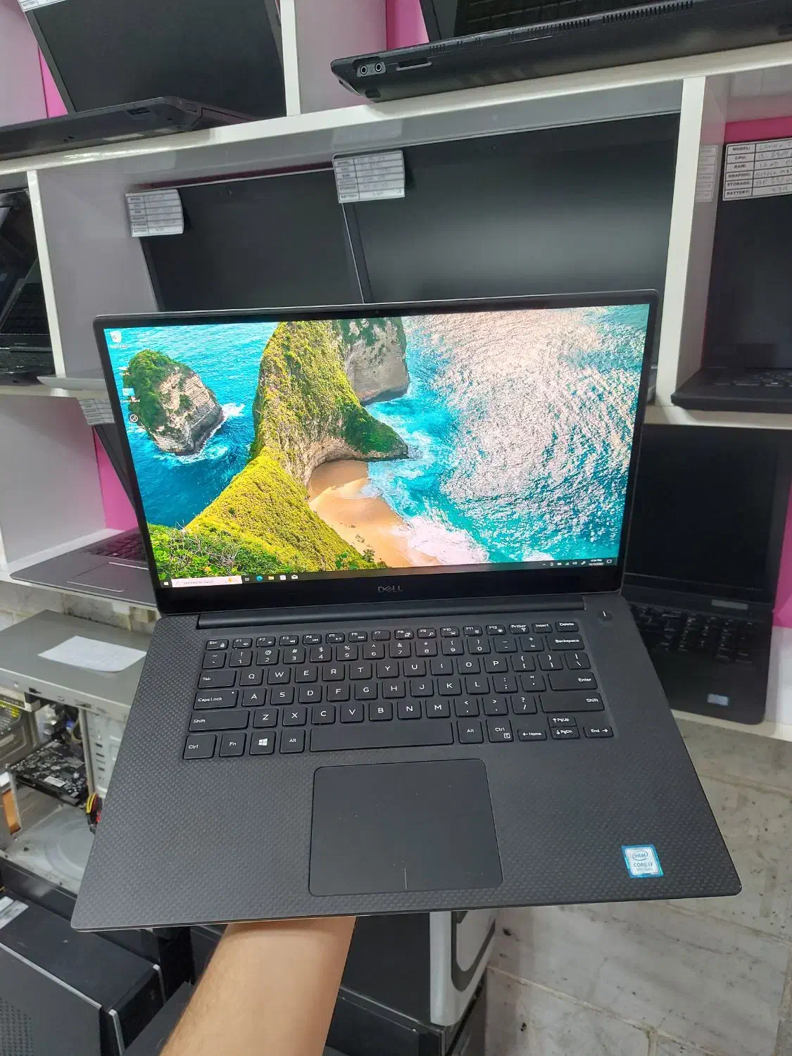 غول طراحی و رندر i7-9850H Ram32 SSD512 T1000 4G|رایانه همراه|کرج, گلشهر|دیوار