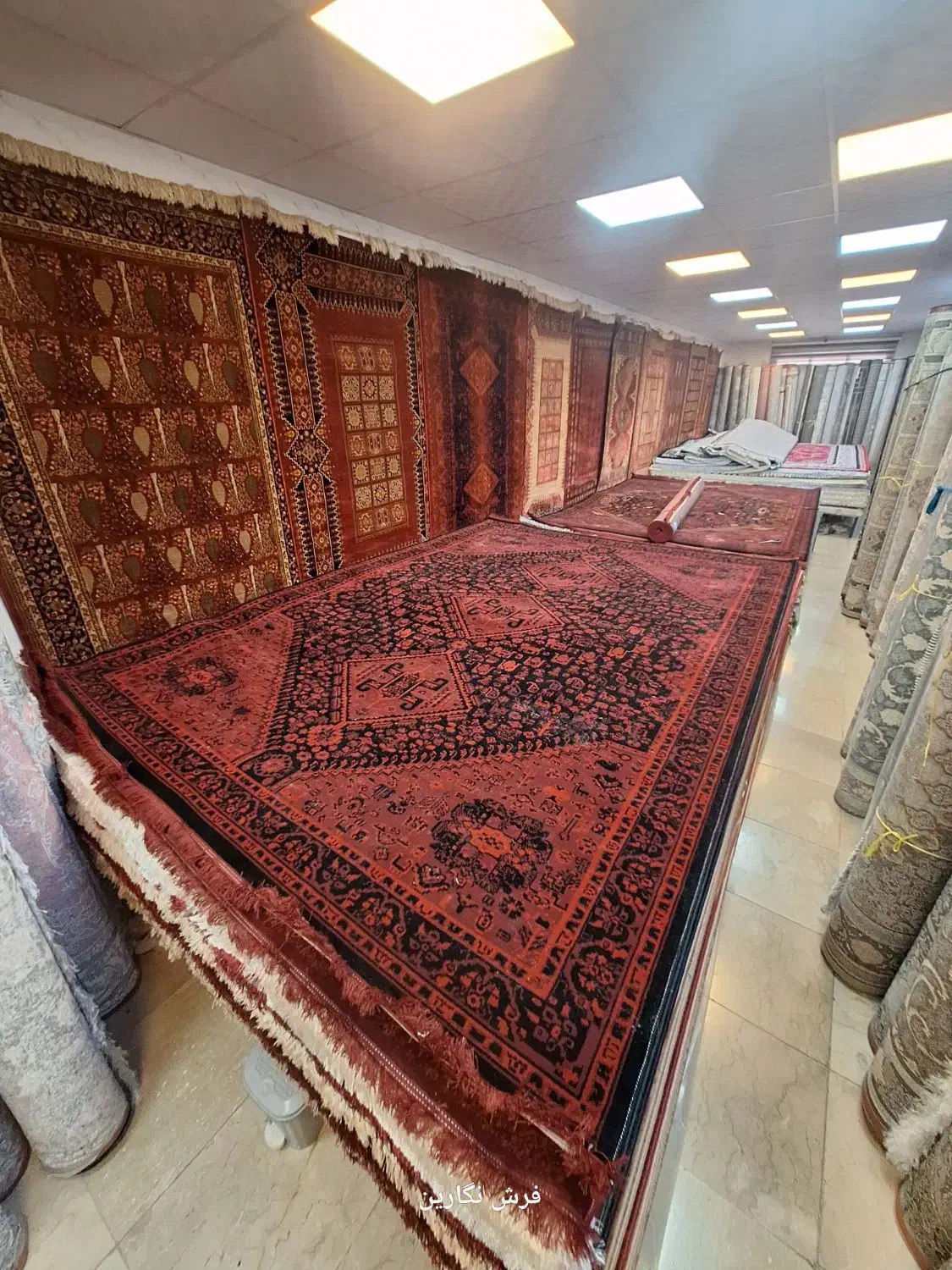 ۹ متری فرش بلوچی قرمز رویا کاشان|فرش|مشهد, امیر|دیوار