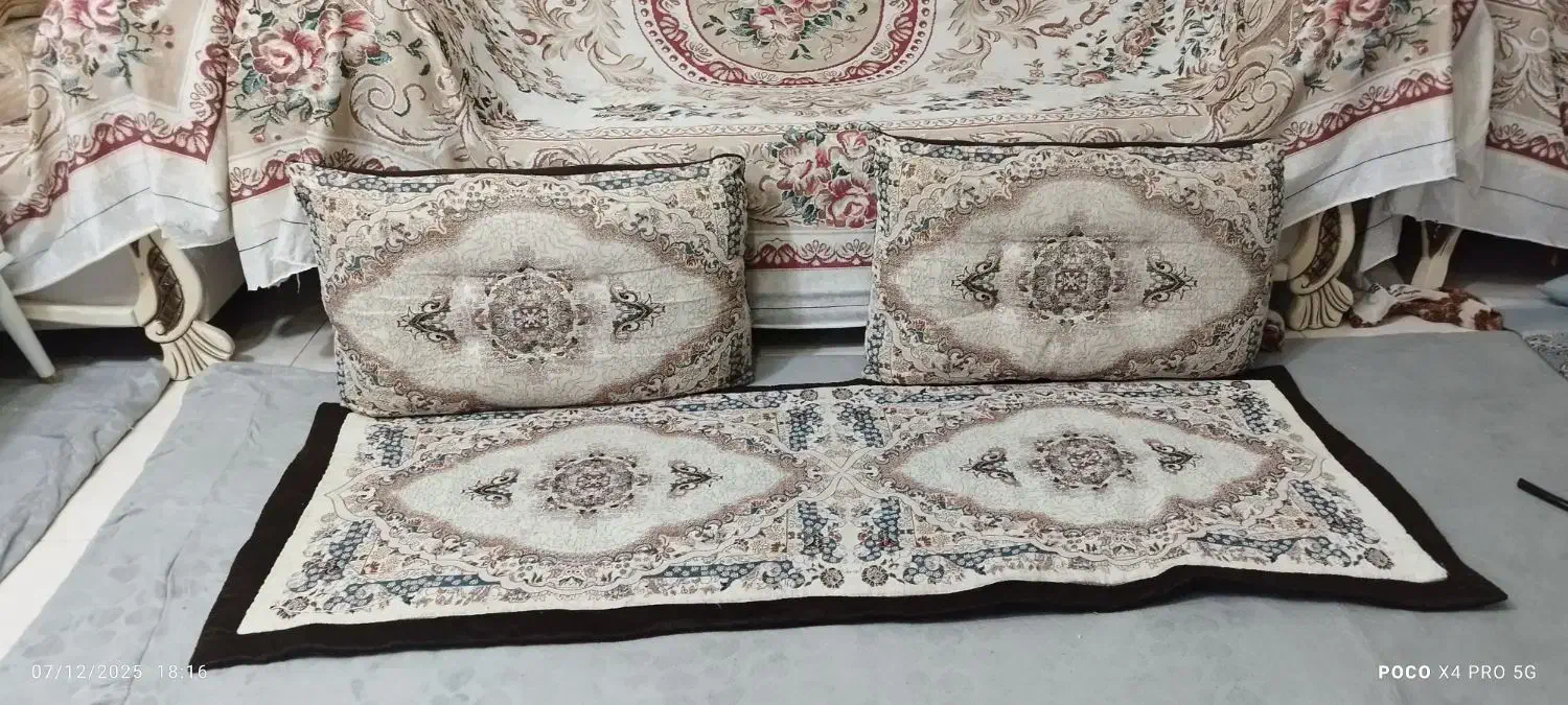 شاه نشین|رختخواب، بالش، پتو|ارومیه, |دیوار