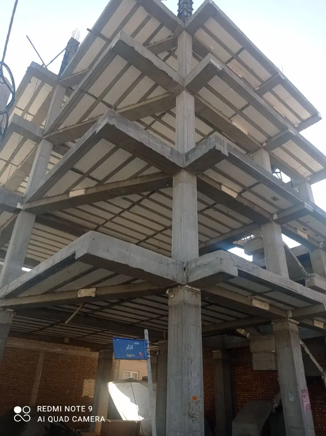 ساختمان ۴طبقه مسکونی دو نبش خیابان اصلی|فروش خانه و ویلا|زیویه, |دیوار