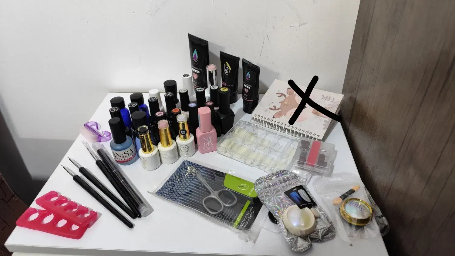 لوازم کاشت ناخن|آرایشگاه و سالن‌های زیبایی|مشهد, کوی المهدی|دیوار