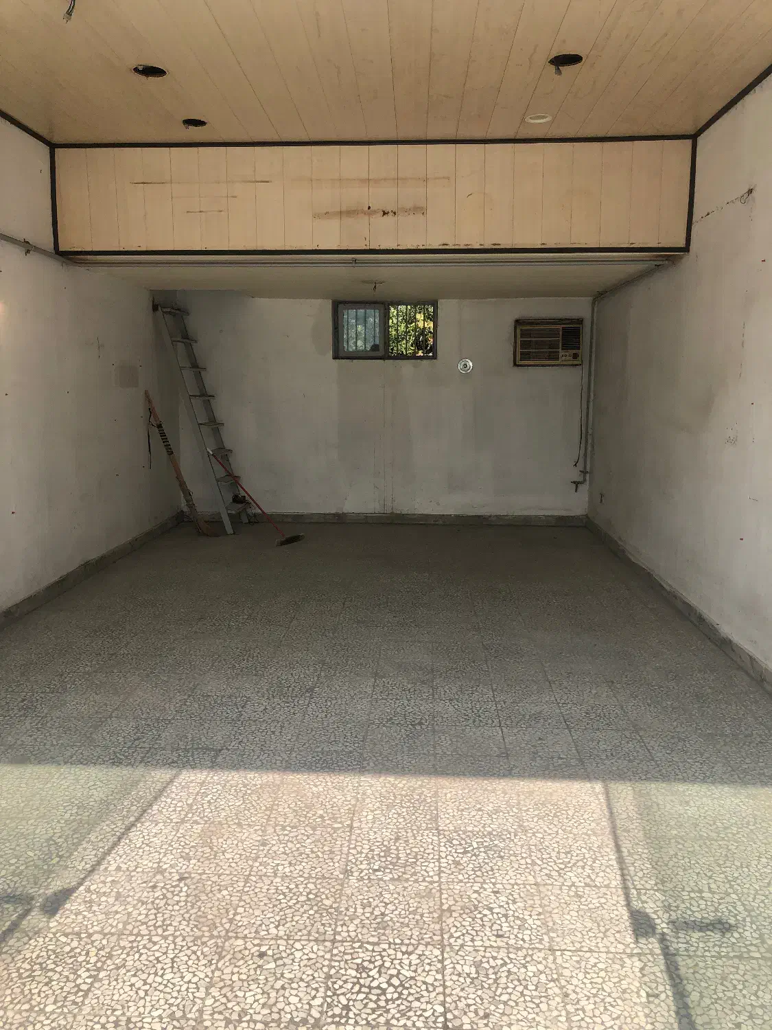 اجاره ۴۰ متر مغازه واقع در کنار نان سحر|اجارهٔ مغازه و غرفه|بابلسر, |دیوار