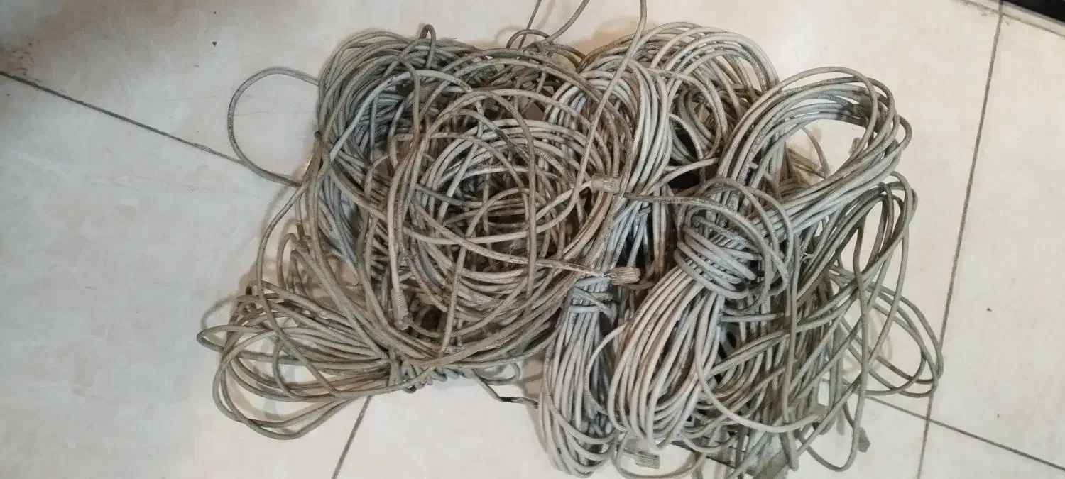 کابل شبکه|مودم و تجهیزات شبکه|شیراز, شهرک والفجر|دیوار