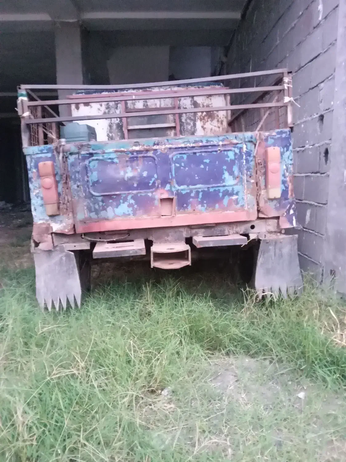 جبپ روسی|خودرو کلاسیک|چاف و چمخاله, |دیوار